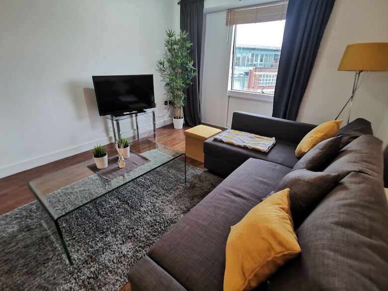 Voyager Apartments Sleeps 6 Parking