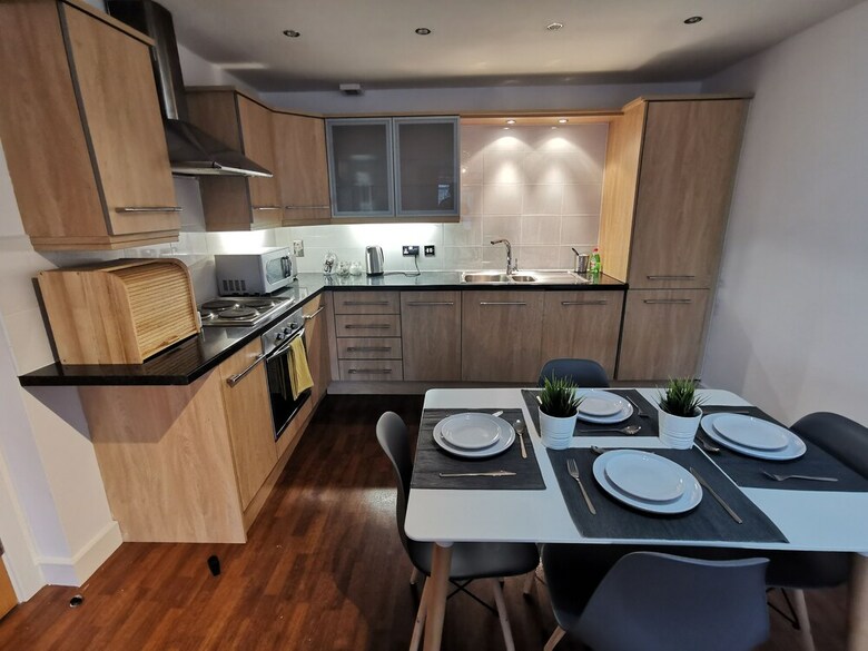 Voyager Apartments Sleeps 6 Parking