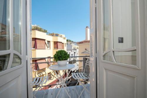 Hotel Plaka Arch Suites