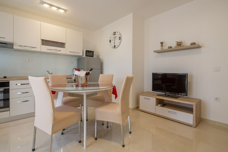 Apartments Ena