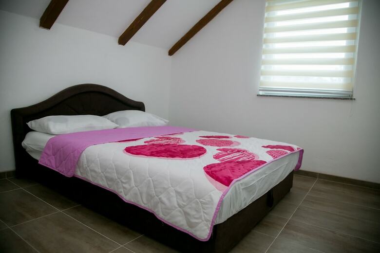 Nektar Park Villa Sara