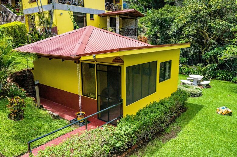 La Terraza Guest House B&B