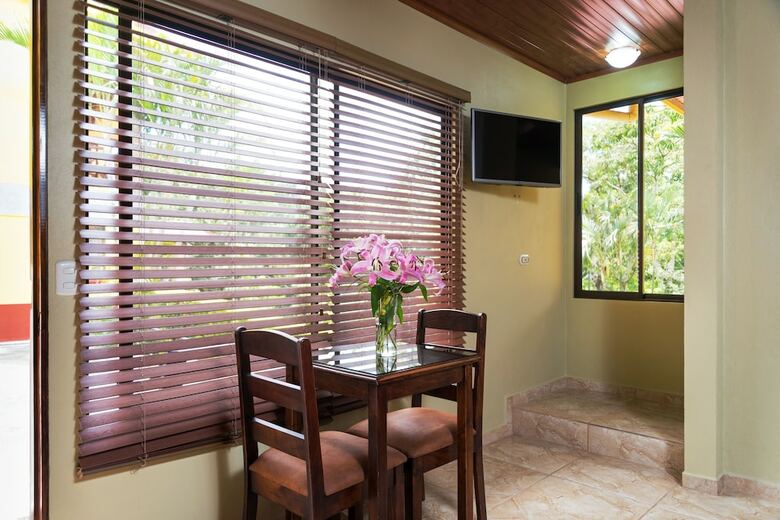 La Terraza Guest House B&B