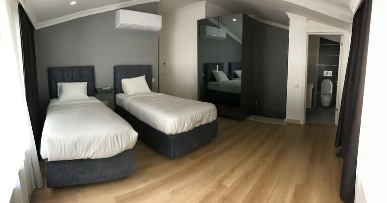 Mas Suites Apartments