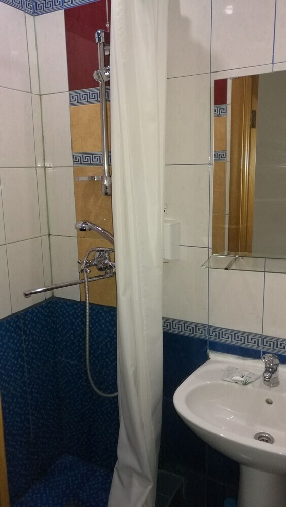 Hotel Largus