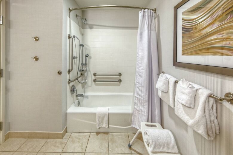 Hotel Courtyard By Marriott Alexandria