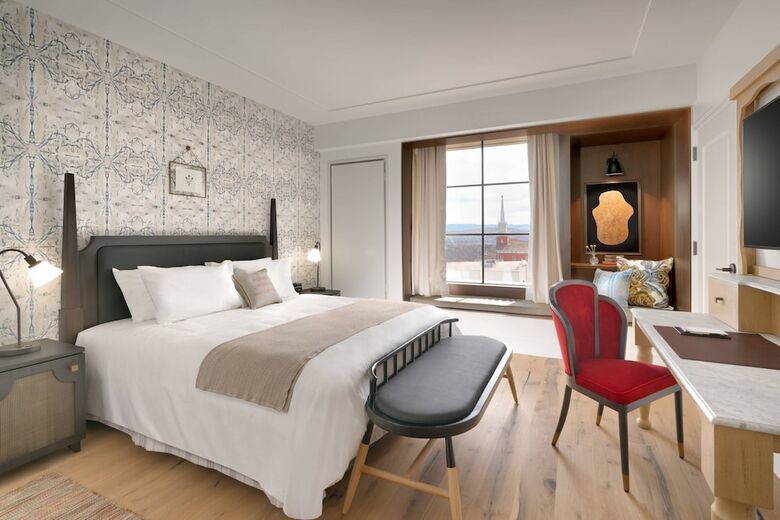 Hotel The Advenire, Autograph Collection