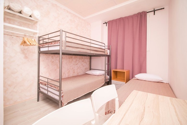 Pension 7a Hostal