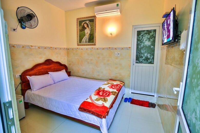 Hotel Nha Nghi Loc Thinh