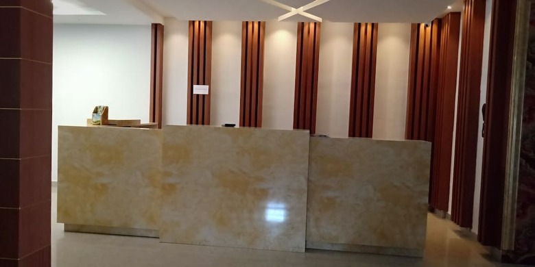 Castle Continental Premium Hotel