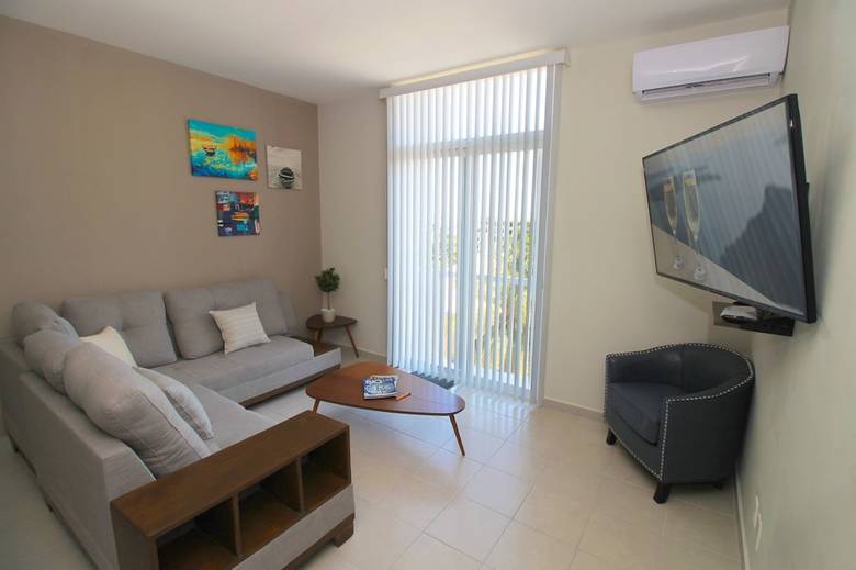 Apartamentos Riviera Towers 2br & Pool
