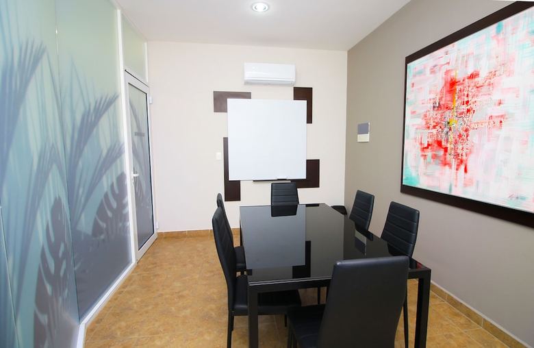 Apartamentos Riviera Towers 2br & Pool