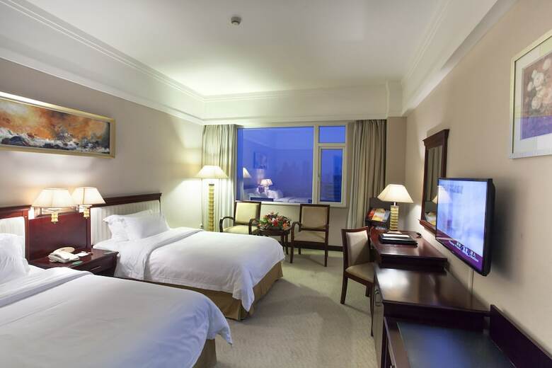 Guangzhou Easttune Hotel