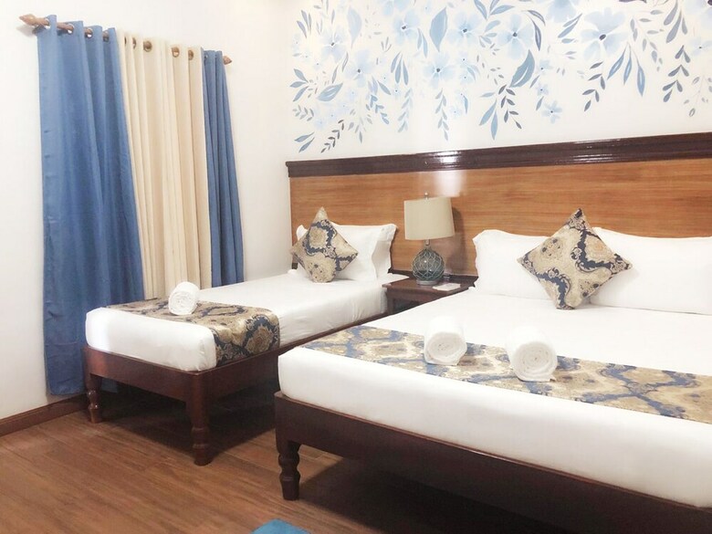 Hotel Blue Waters Inn Coron