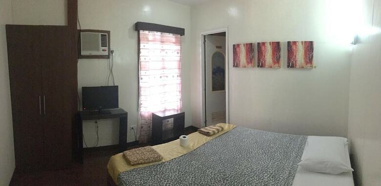 Residencia Katrina Bed & Breakfast