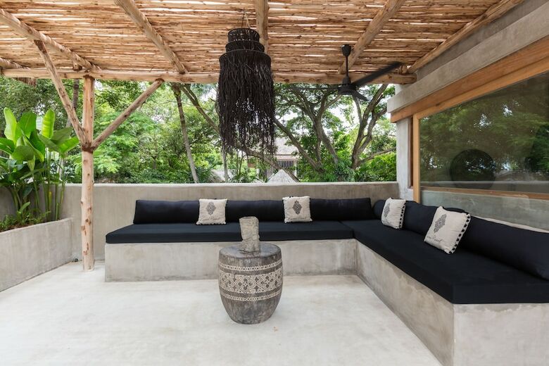 Hotel Karma Resort
