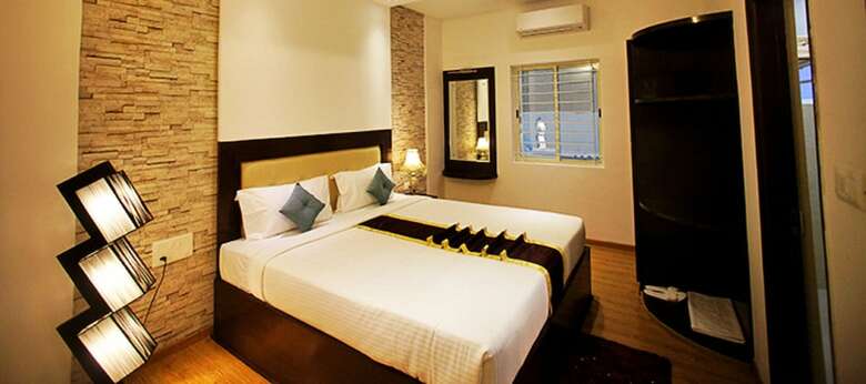 Hotel The Sai Leela Suites