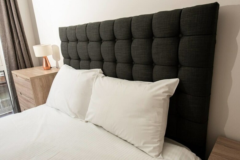Fantastic 2 Bedroom Apartment In Manchester