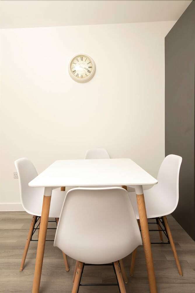 Fantastic 2 Bedroom Apartment In Manchester