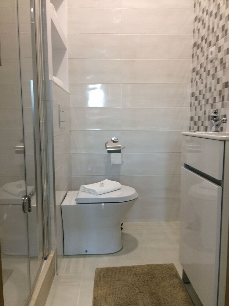 Hostal Aveiro White House