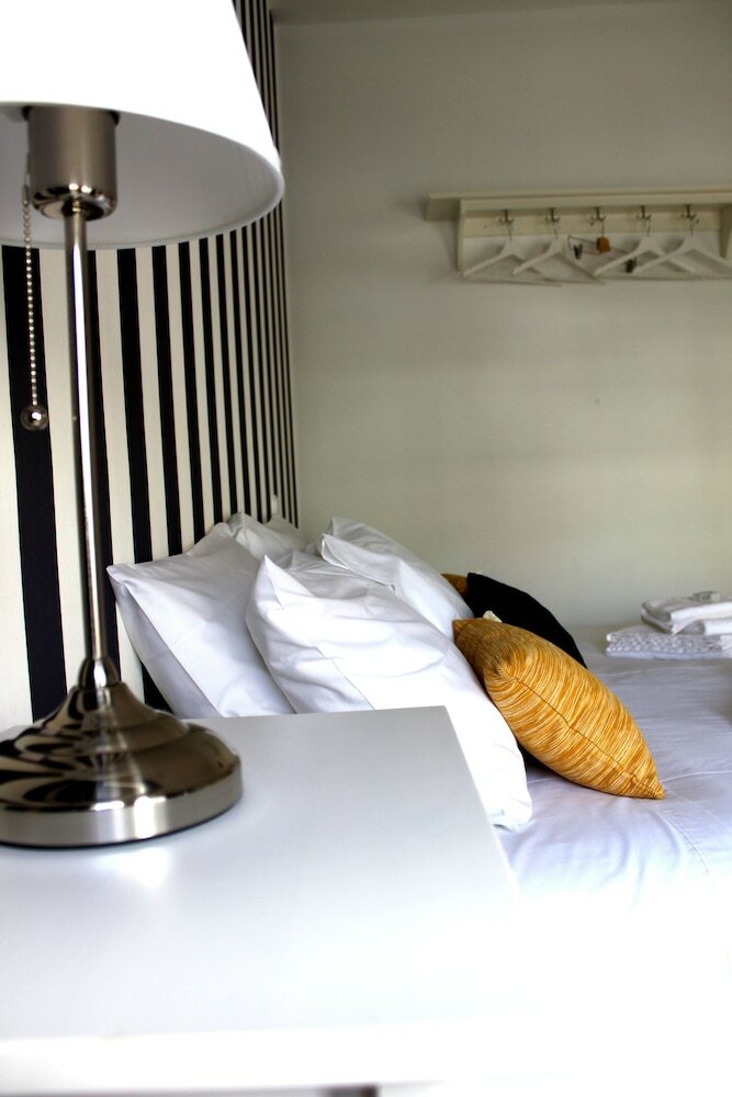 Hostal Aveiro White House