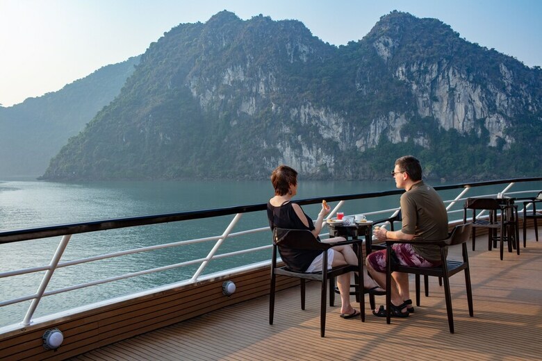 Scarlet Pearl Cruises
