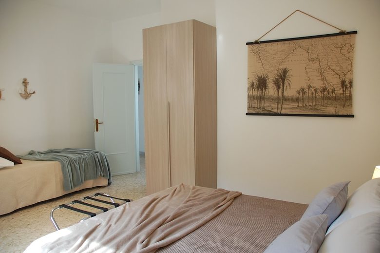 Hotel Bari Rooms Central Station