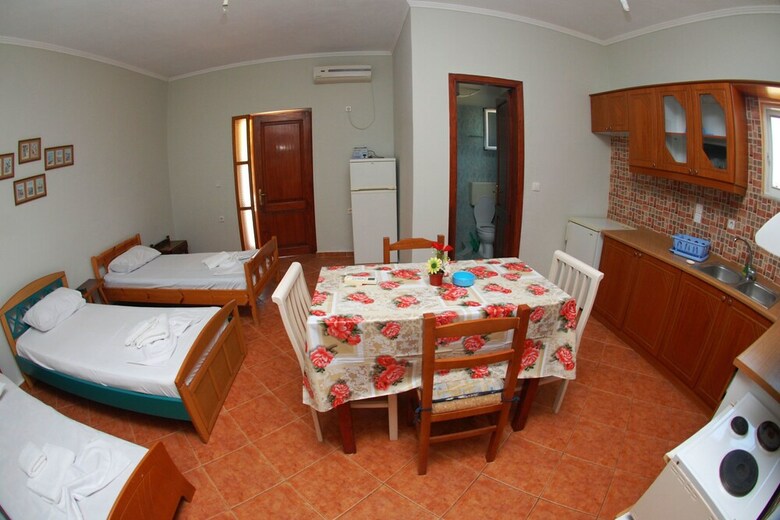 Tiku's Apartments