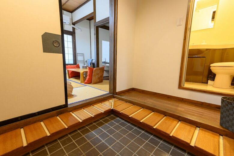 Hotel Tanuki Lodge
