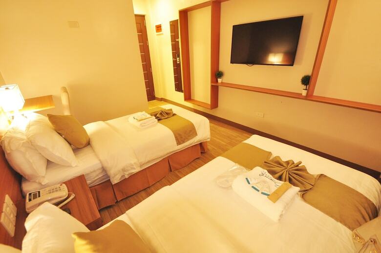 Hotel Baypark Inn