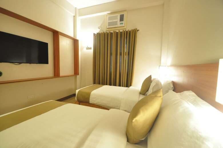 Hotel Baypark Inn