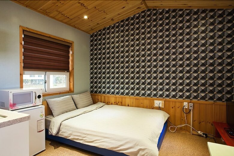 Seogwipo Red Piano Pension