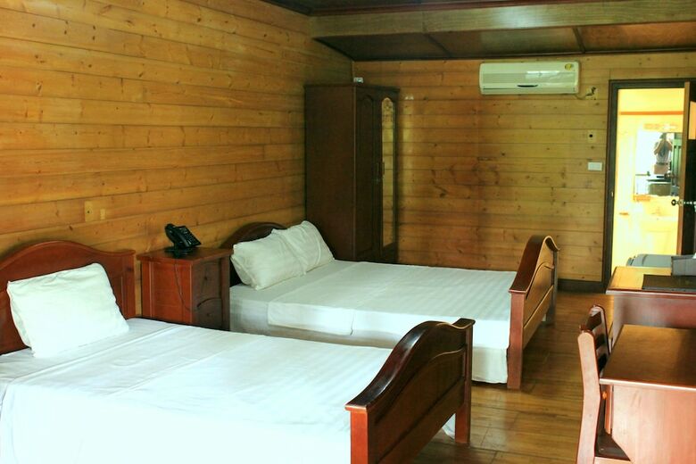 Hotel Paragon Hill Resort