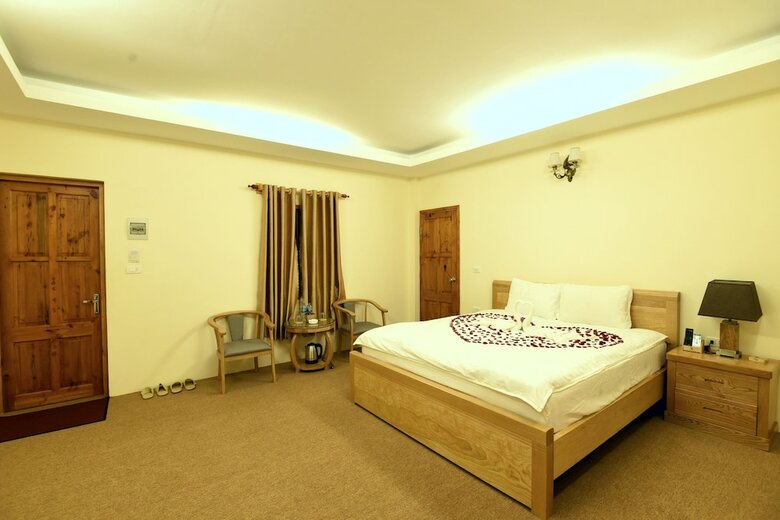 Hotel Paragon Hill Resort