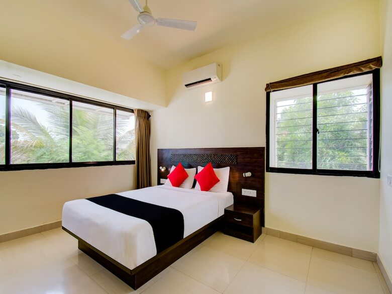 Hotel Capital O 37677 Xec Residency
