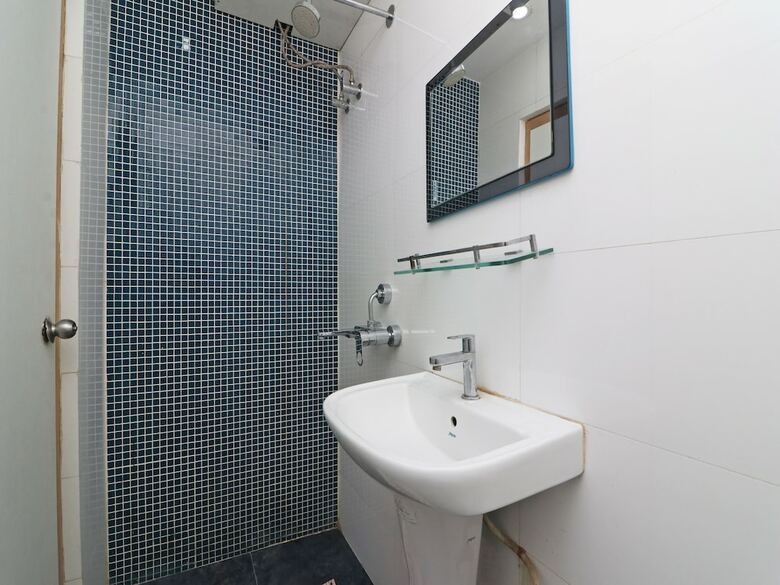 Capital O 1481 Hotel Heritage
