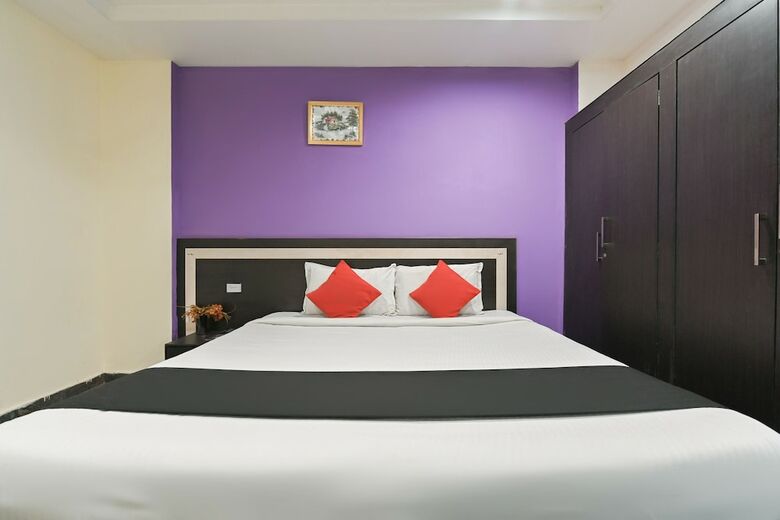 Hotel Capital O 36115 Royal Grand Inn