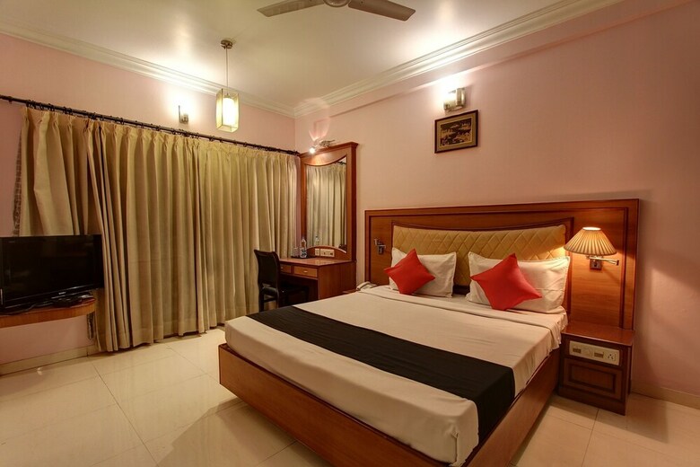 Hotel Capital O 41646 Devi Towers