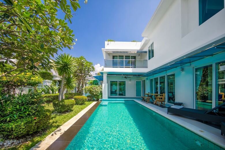 Premium Pool Villas Pattaya