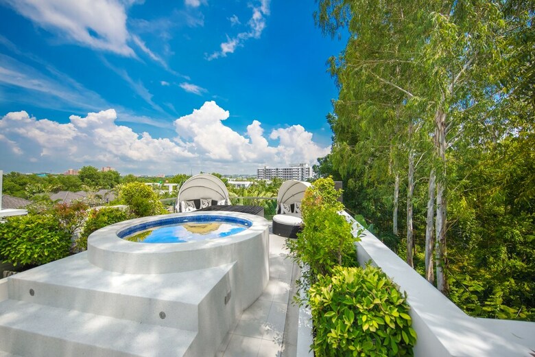 Premium Pool Villas Pattaya