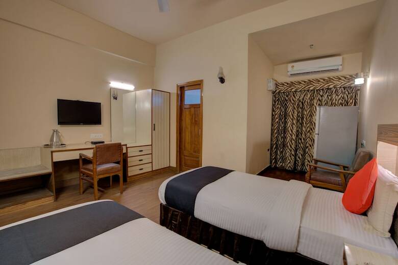 Capital O 43843 Hotel Blue Diamond