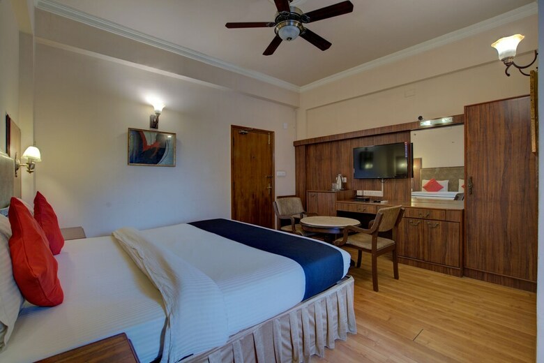 Capital O 43843 Hotel Blue Diamond