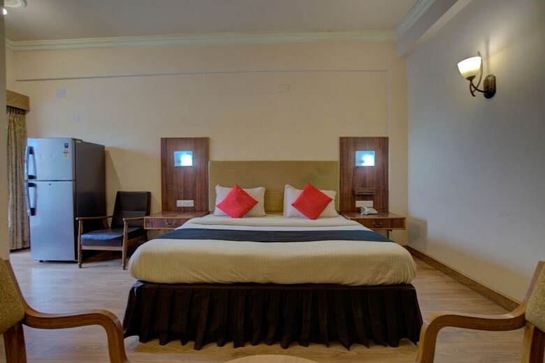 Capital O 43843 Hotel Blue Diamond