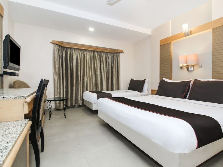 Hotel Collection O 30100 Deccan 8
