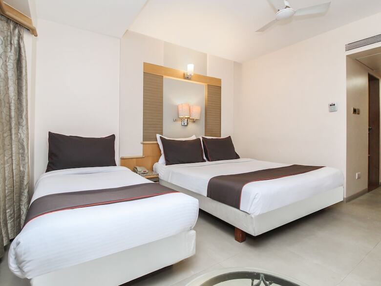 Hotel Collection O 30100 Deccan 8