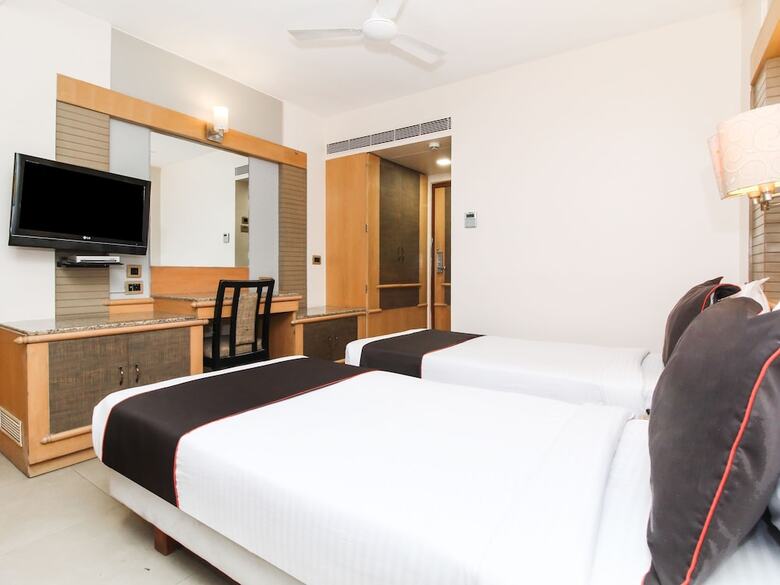 Hotel Collection O 30100 Deccan 8