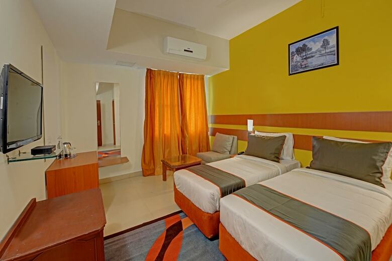 Collection O 40332 Hotel Casa Meridian
