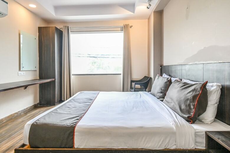Hotel Collection O 30086 Dwarka Sector 9