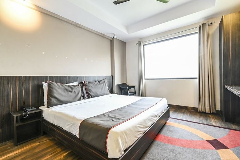 Hotel Collection O 30086 Dwarka Sector 9