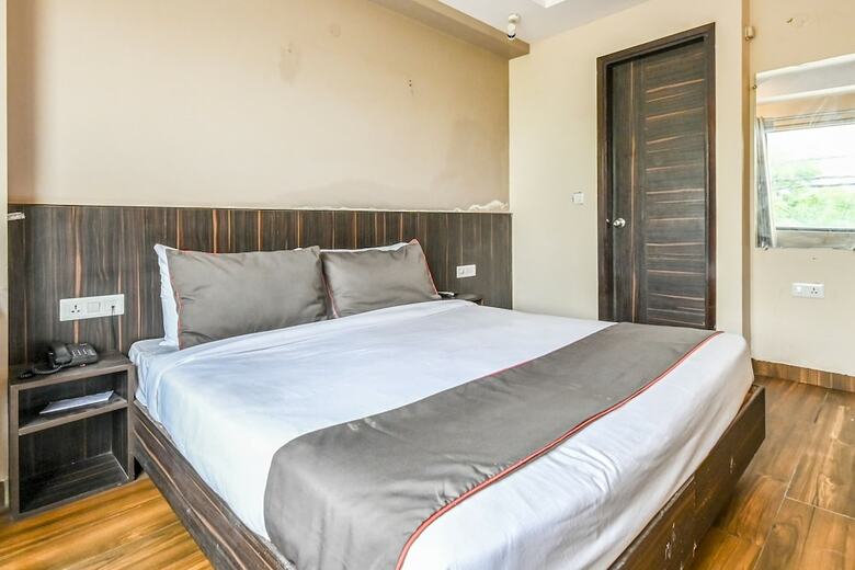 Hotel Collection O 30086 Dwarka Sector 9